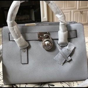Micheal Kors Hamilton Saffiano Medium Lock and Key